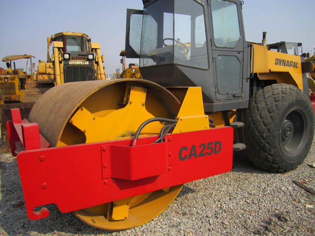 2013 Dynapac CA25D single drum compactor made in Sweden