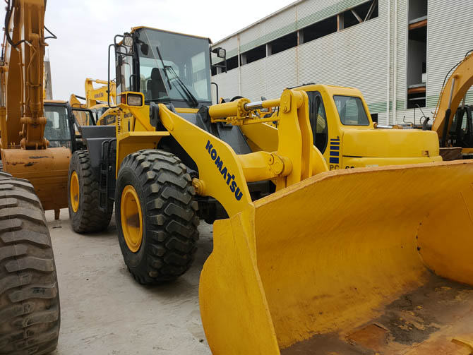 Komatsu Wheel Loader WA320-5 used machine in good condition