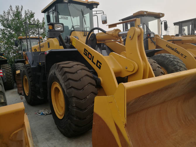 SDLG LG956L wheel loader 2024 model 5 ton capacity in good condition
