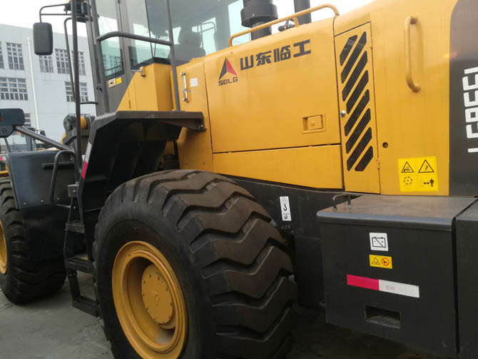 SDLG LG956L wheel loader 2024 model 5 ton capacity in good condition