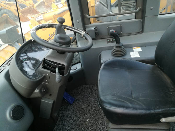 SDLG LG956L wheel loader 2024 model 5 ton capacity in good condition