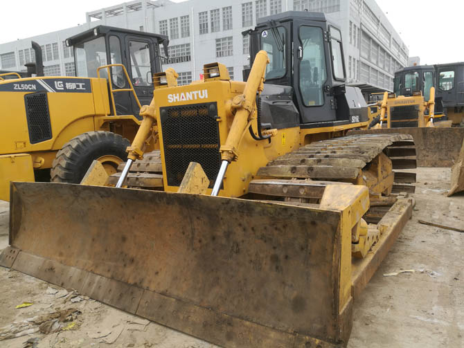 2024 SHANTUI SD16 With Swamp Track bulldozer in excellent condition
