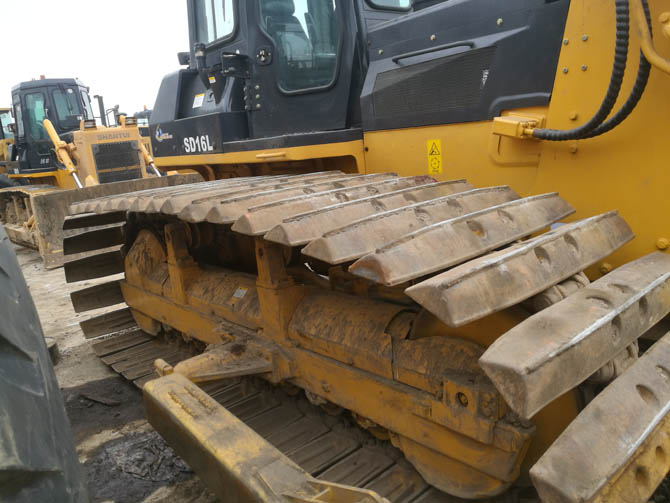 2024 SHANTUI SD16 With Swamp Track bulldozer in excellent condition