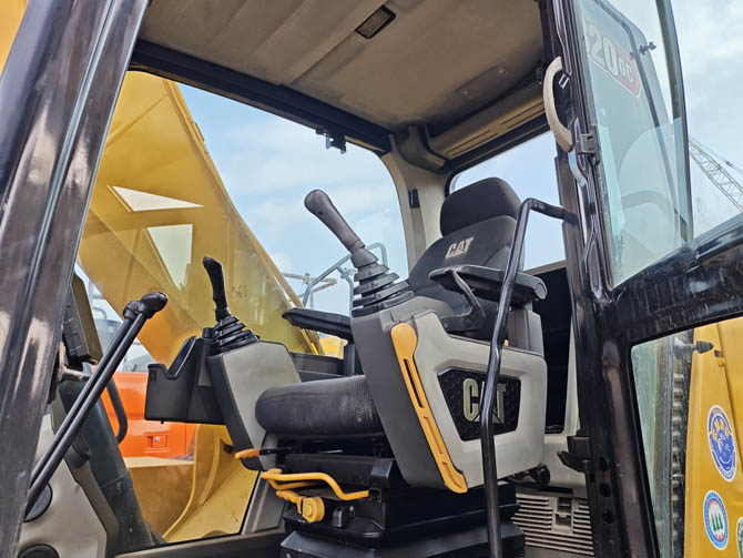 Used Cat 320GC excavator 2022 model in good working condition
