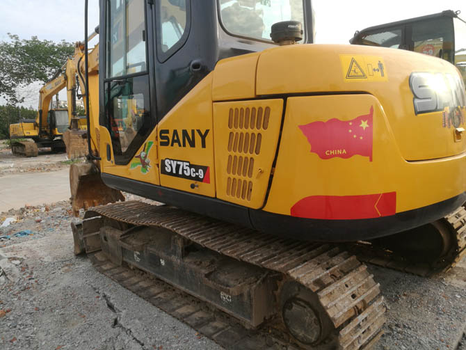 Used Sany SY75C-9 7 ton excavator for sale in excellent condition