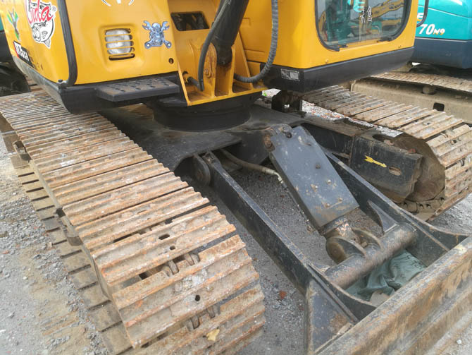 Used Sany SY75C-9 7 ton excavator for sale in excellent condition