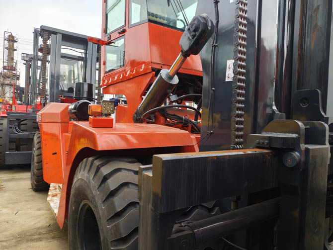 2022 Heli CPCD250 25 ton forklift for sale in good condition