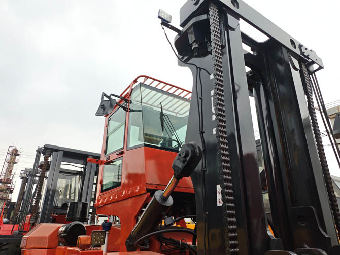 2022 Heli CPCD250 25 ton forklift for sale in good condition