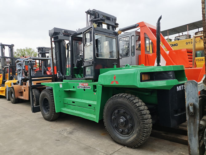 Mitsubishi FD160 16 ton forklift for sale made in Japan