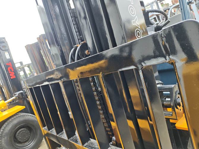 Toyota 5 Ton Forklift For Sale Toyota 7FDA50 Made in Japan